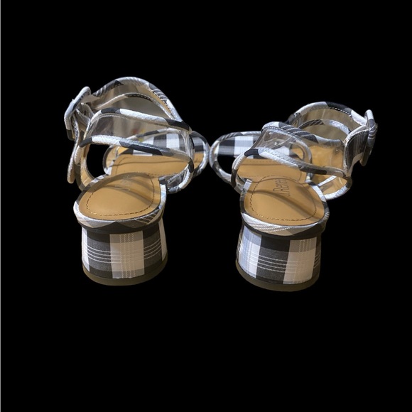 J.Renee Shoes - Picture 2 of 4